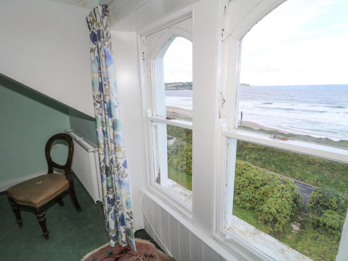 Carriguisnagh Villa Ballycastle Exterior photo